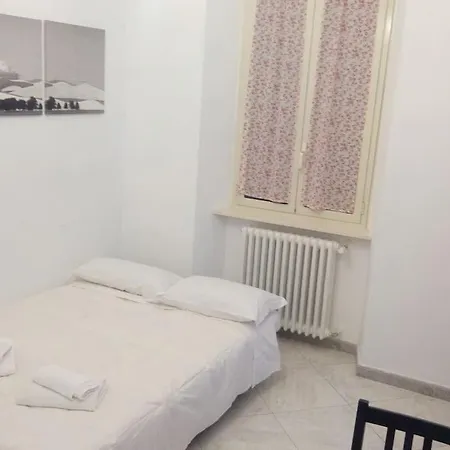 Apartment Magenta