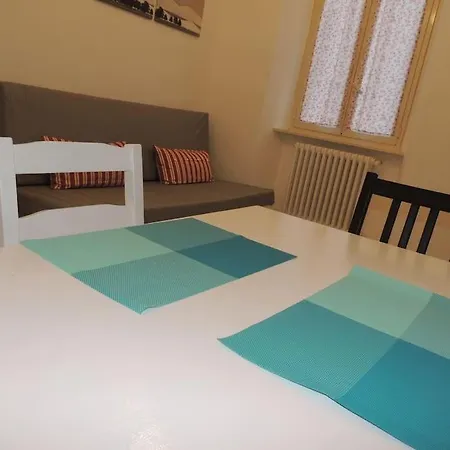 Magenta Apartment *